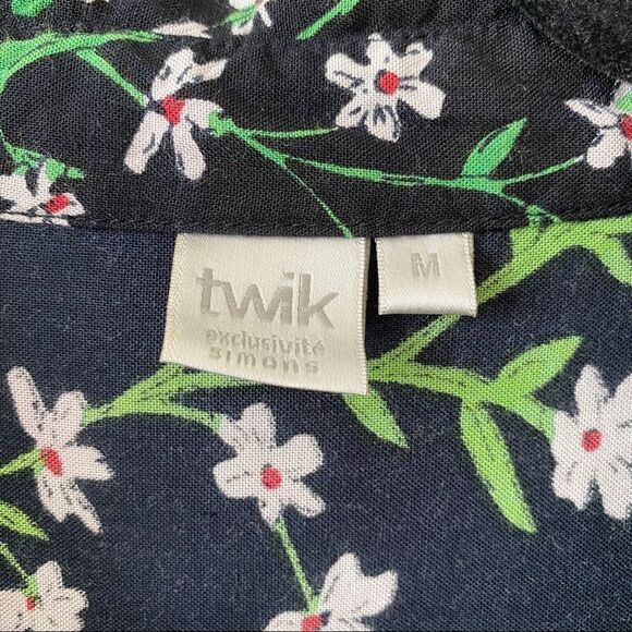 Twik-floral Short Top Button Down Short Sleeve Blouse (Medium) - Picture 8 of 8